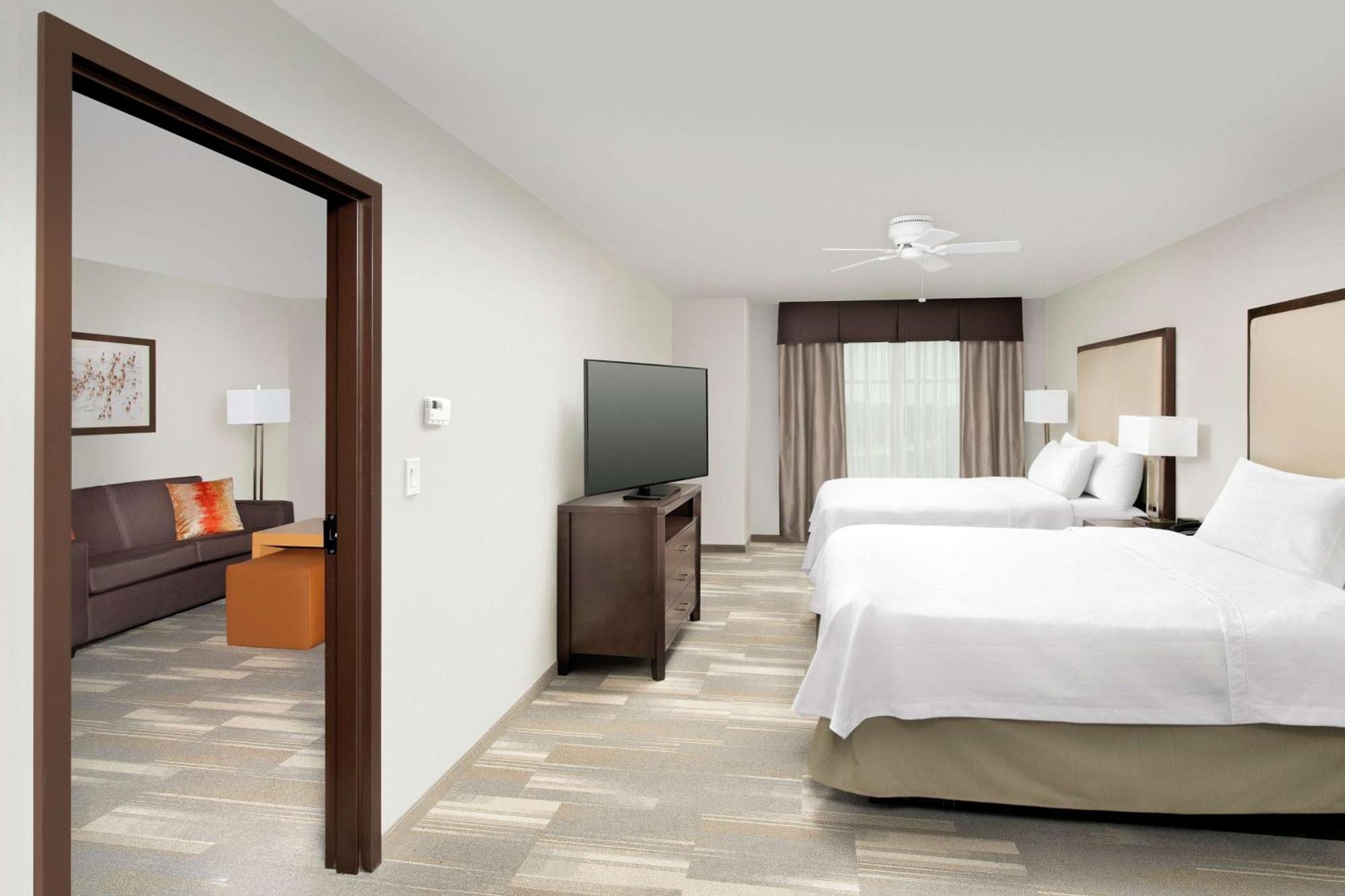 Homewood Suites By Hilton Kansas City Speedway Екстер'єр фото